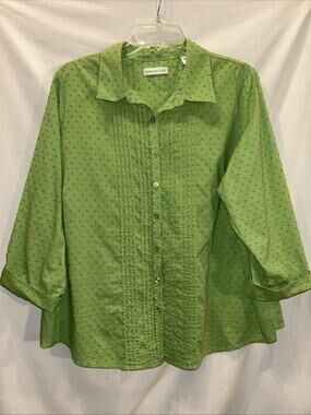 Coldwater Creek Woman 2x button Up shirt Green Swiss Dot Career Beach